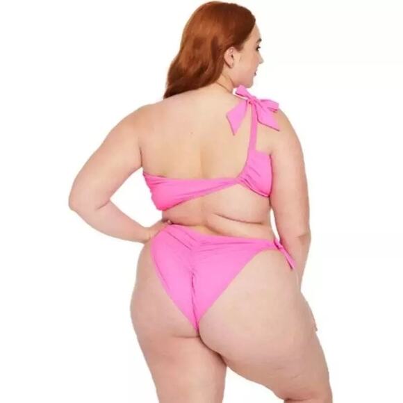 NEW Fredericks of Hollywood Laguna 2 Piece Bikini Set Size M Hot Pink NWT - Picture 3 of 9